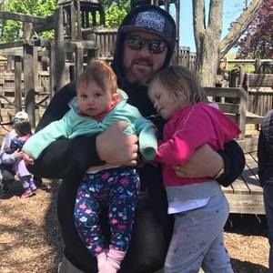 Meet your Posher, Thomas